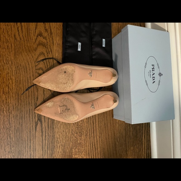 Prada Pointy toe pump - Picture 3 of 11